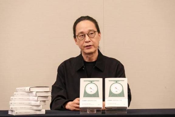 [Trend Report] 2026 송길영의 예보: "당신의 5년 뒤를 결정할 경량화 문명과 AI"