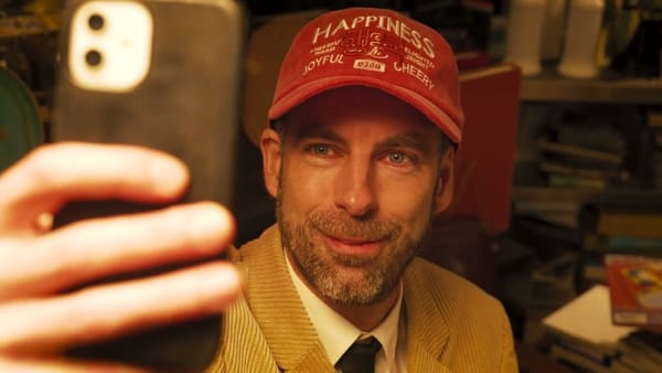 하우스 오브 낭만, 기술의 시대에 발견한 가장 인간적인 생존법